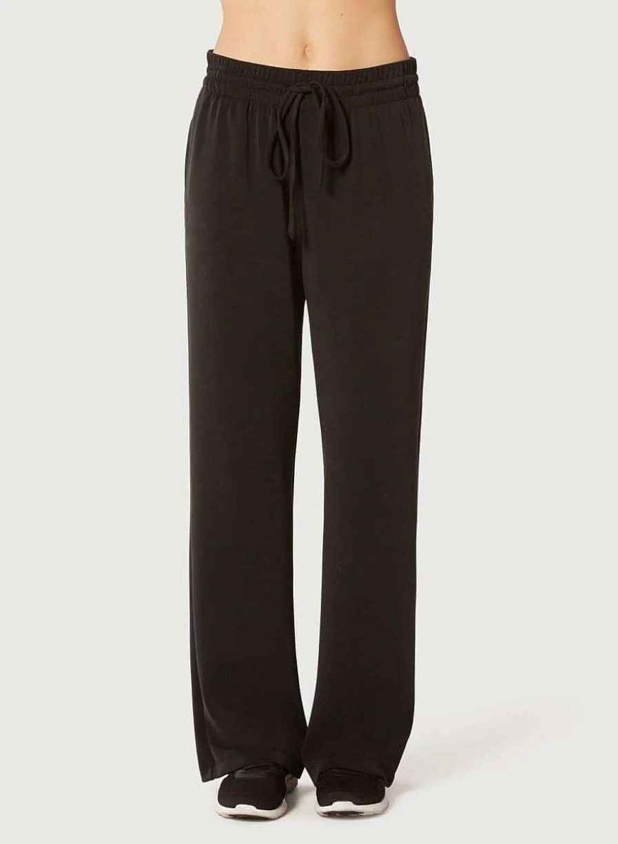 NUX Women's Sleek High-Waisted Fabric Pants - Comfortable & Stylish Trousers for Everyday Wear